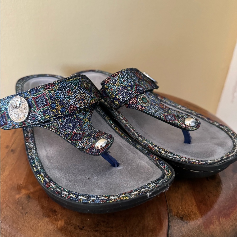 Algeria PG Lite Sandals